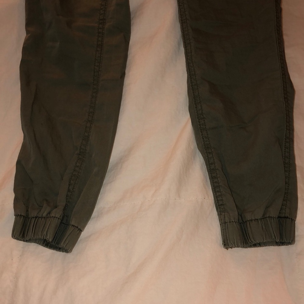 Size - Picture 2 of 2